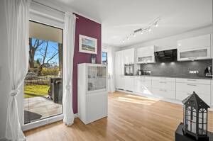 Wohnkomfort auf einer Ebene: 4 Zimmer, Terrasse, Aufzug – 22419 Hamburg – Vorschaubild 8