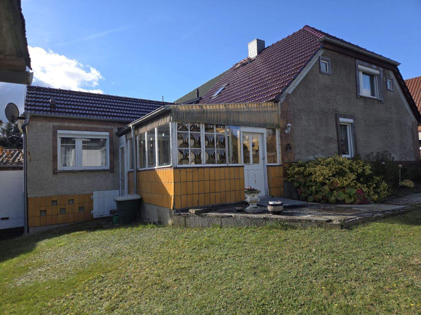 AUS ALT MACH NEU - FLEISSIGE HANDWERKER GESUCHT - GROSSES GRUNDSTÜCK - SCHÖNE LAGE – Rothemühl – Bild 1 von 9