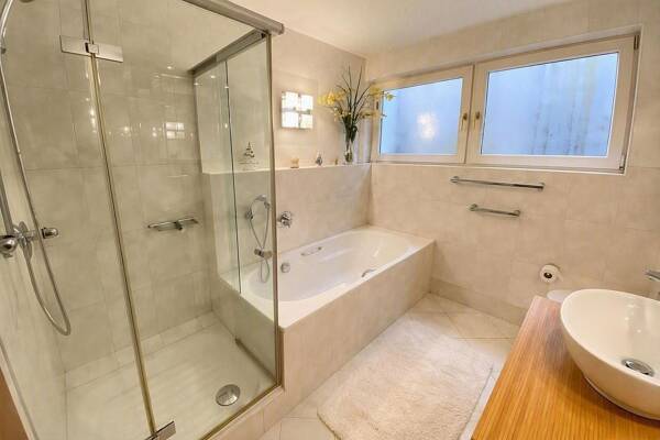 Haus in 71229 Leonberg mit 168 m² kaufen