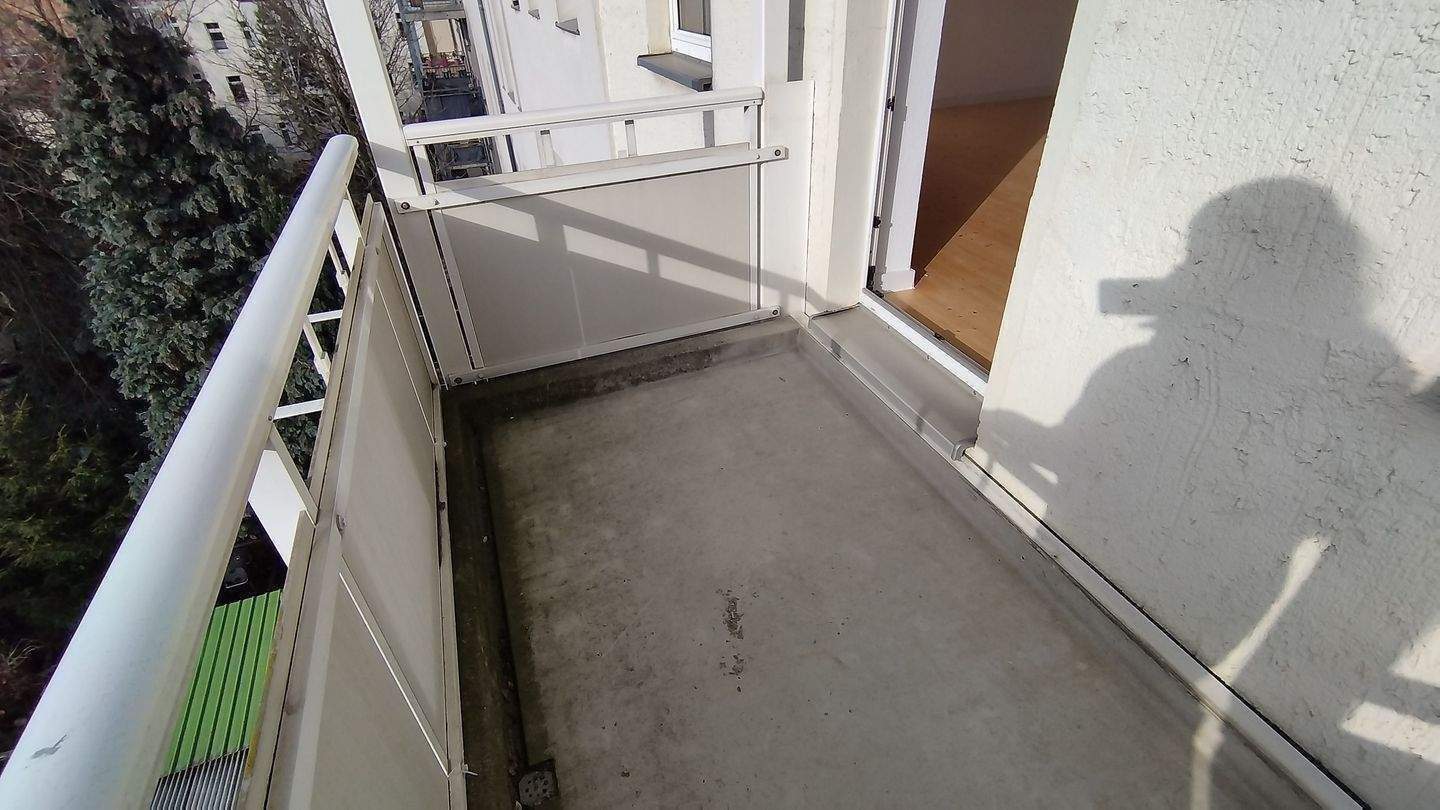Wohlfühloase in Leipzig-Alt-Lindenau: Zwei-Zimmer-Wohnung mit Balkon und Garten – Leipzig – Vorschaubild 5