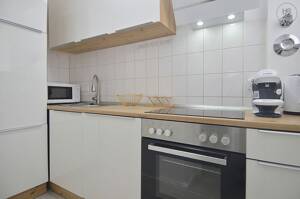 Stilvoll möblierte 2-Zimmer Wohnung mit Internet in Wiesbaden Westend – 65195 Wiesbaden – Vorschaubild 3