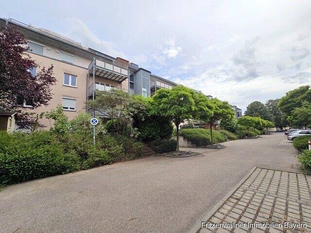 "Lichtdurchflutete 5-Zimmer-Wohnung mit Aufzug in gefragter Wohnlage"