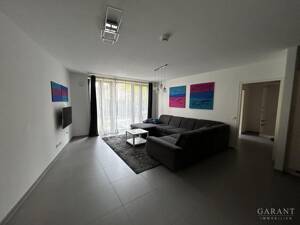 Modern, grün und mitten drin! Schöne 2,5 Zimmer-Erdgeschoss-Wohnung mit Terrasse und kleinem Garten – 82256 Fürstenfeldbruck – Vorschaubild 2