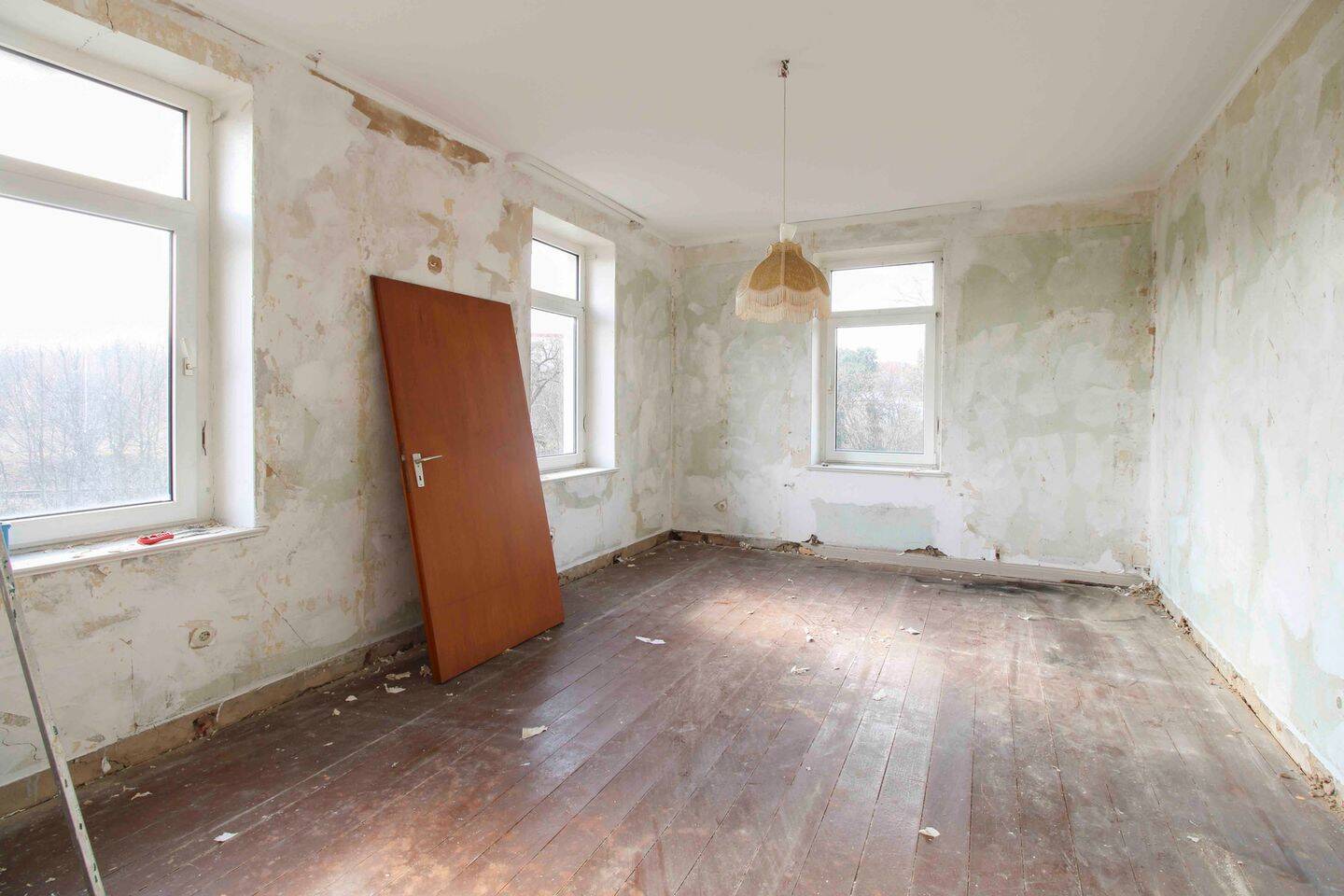 Repräsentatives Bauernhaus mit Sanierungsbedarf in Familienfreundlicher Lage – Bad Nenndorf – Vorschaubild 7