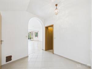 Stilvolle 3-Zimmer-Wohnung mit großzügiger Terrasse und lichtdurchflutetem Wohnkonzept – 91320 Ebermannstadt – Vorschaubild 9