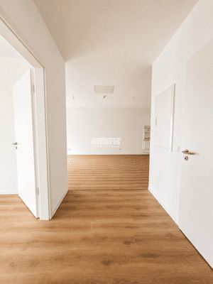antaris Immobilien GmbH ** Modern & gemütlich: 2-Raum-Wohnung mit Einbauküche ** – 99084 Erfurt – Vorschaubild 2