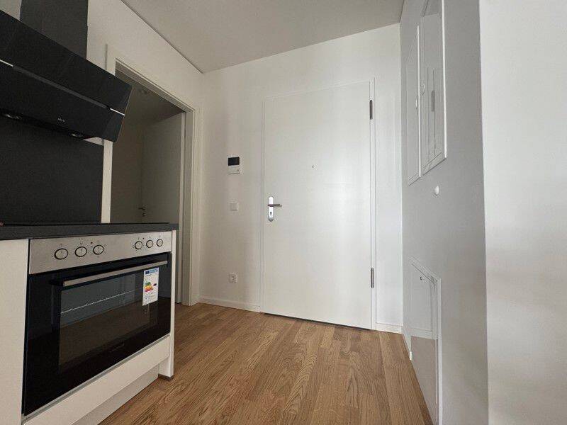 Schöne Wohnung: günstig geschnittene 1-Zimmer-Wohnung mit Einbauküche im Erstbezug – Leipzig – Vorschaubild 3