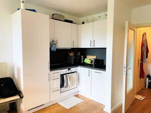 Moderne 2-Zimmer-Wohnung mit Balkon in grüner und zentraler Lage vor den Toren der Altstadtinsel! – 23568 Lübeck – Vorschaubild 6