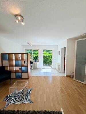 Direkt am Park. Mitten in Berlin. 26 m² Sonnenterrasse im begehrten Scheunenviertel – 10115 Berlin – Vorschaubild 1