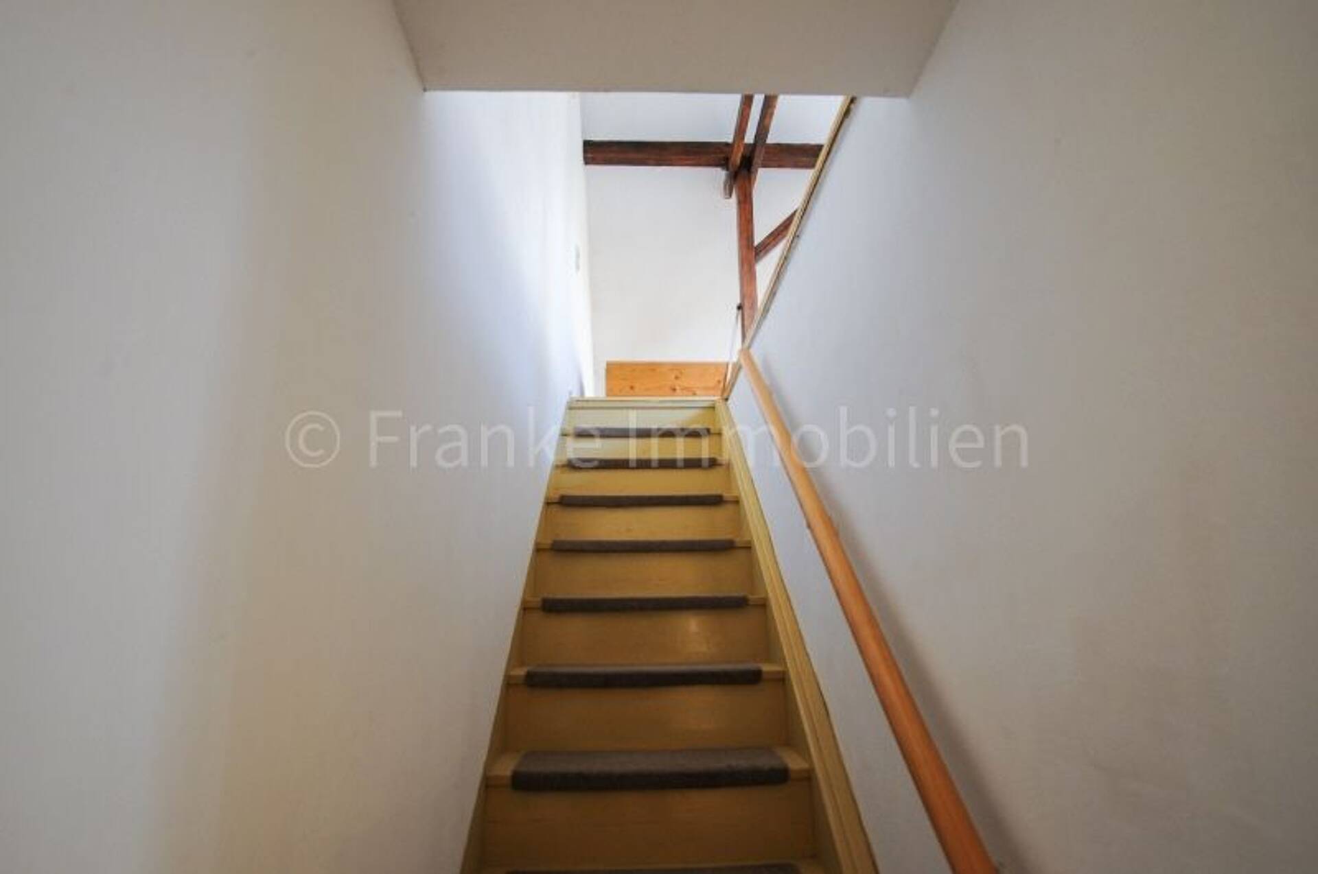 Reihenmittelhaus in 01129 Dresden mit 70,5 m² kaufen