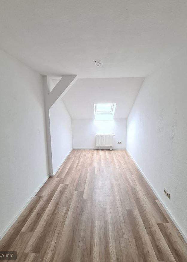 Interesse? Attraktive Zwei-Zimmer-Wohnung mit Einbauküche – Chemnitz – Vorschaubild 6