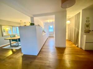 Großzügige 3,5-Zimmer-Wohnung mit zwei Balkonen in idyllischer, ruhiger Lage am Wartbergpark – 70191 Stuttgart – Vorschaubild 4
