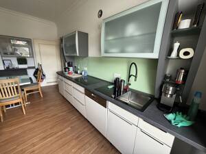 Maisonettewohnung mit großer Dachterrasse und hochwertiger Einbauküche in zentraler Lage von Bonn! – 53111 Bonn – Vorschaubild 4