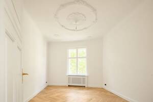 Feinstes Friedenau: 3-Zi Altbau Unikat zum Erstbezug, Eckzimmer, Fischgrät, Stuck, Badewanne & Regendusche, Fernwärme, Provisionsfrei – 12161 Berlin – Vorschaubild 7