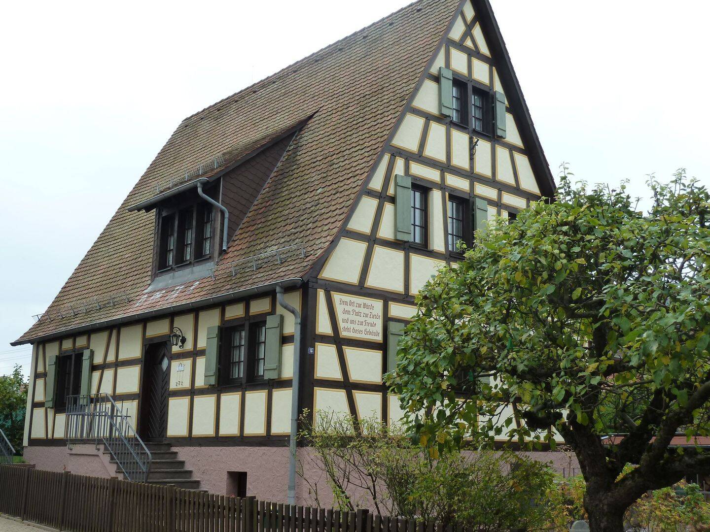 Sehr gepflegtes 1-FH im Fachwerkstil für gemütliches Wohneni