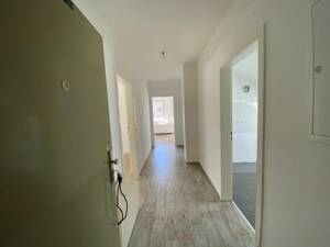 ** Sommeraktion** - Gut aufgeteilte Dachgeschosswohnung mit Balkon in Essen Dellwig – 45357 Essen – Vorschaubild 4