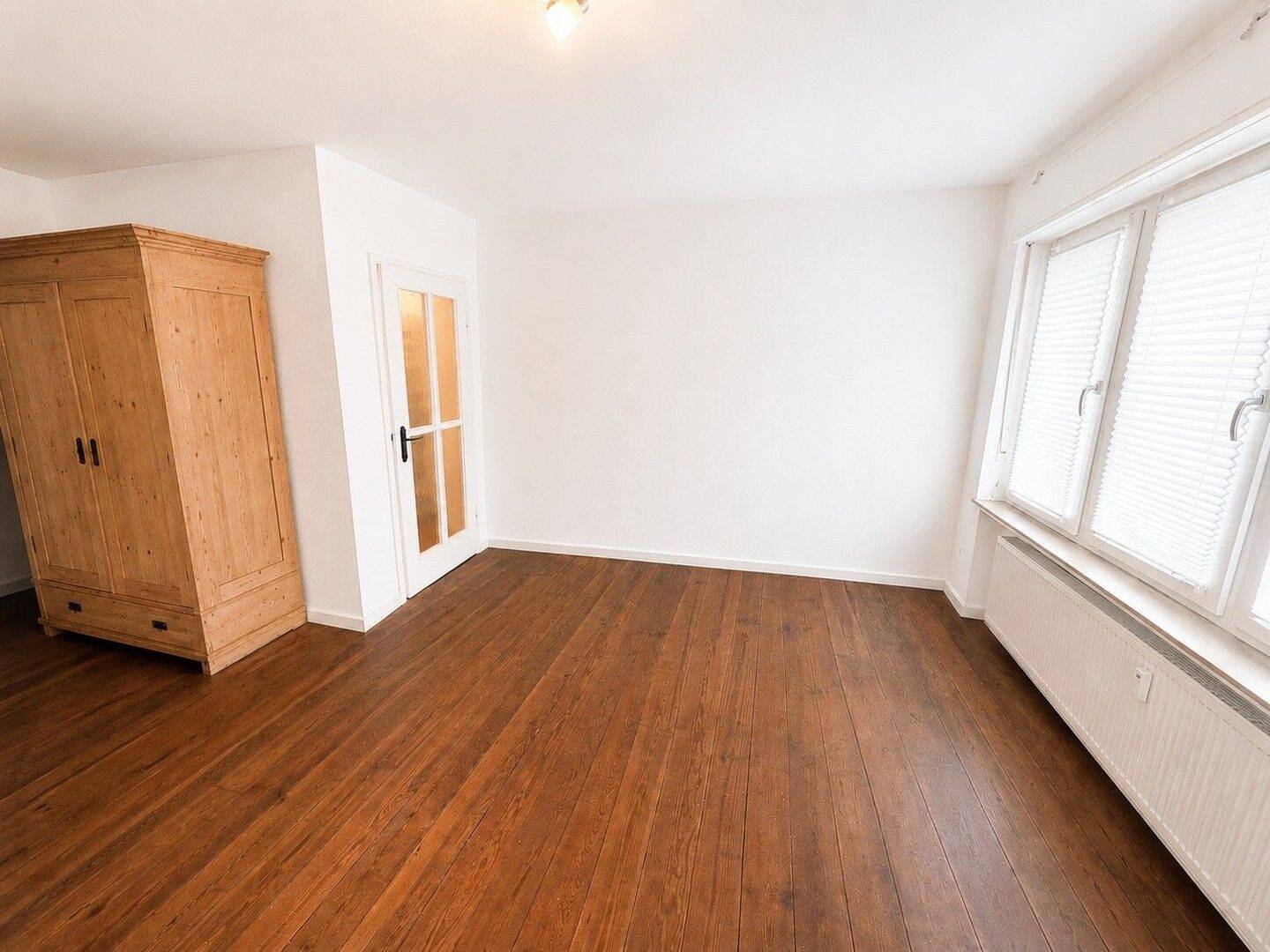 Stilvolle Kapitalanlage mit 4 Wohneinheiten und Garten in erstklassiger Lage von Bonn-Poppelsdorf! – Bonn – Vorschaubild 8