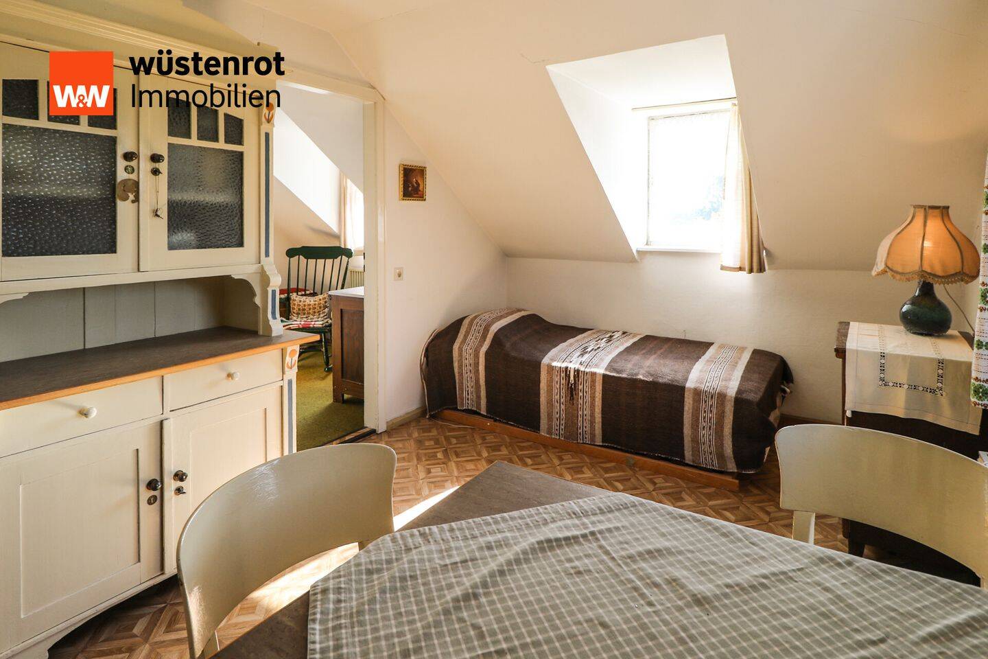 Großes Glück in der Reihe. Reihenendhaus in beliebter Lage von Selb. – Selb – Vorschaubild 8