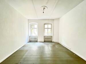 Viel Potenzial in Friedenau: 3-Zimmer-Altbau-EG-Wohnung (teilw. renovierungsbedürftig) – 12161 Berlin – Vorschaubild 2