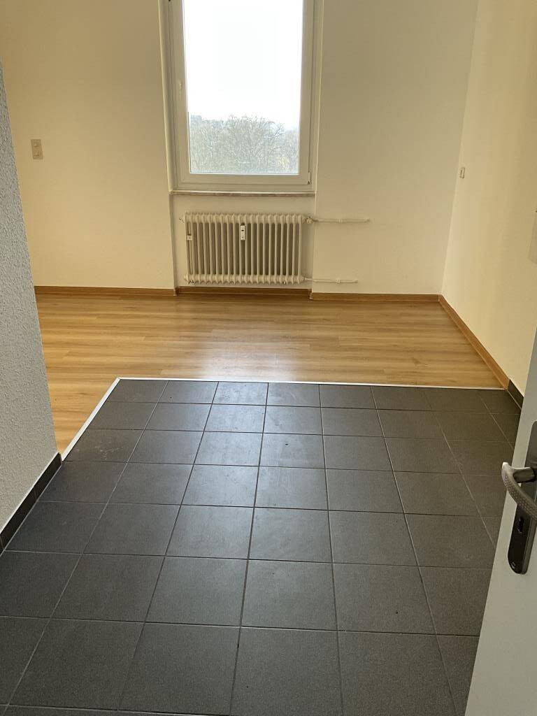 Modernisierte 3-Zimmer-Wohnung in Wuppertal - Mit Weitblick! – Wuppertal – Vorschaubild 4