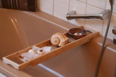 Dachgeschosswohnung mit Balkon, Ahornboden und Einbauküche – Krickenbach – Vorschaubild 3