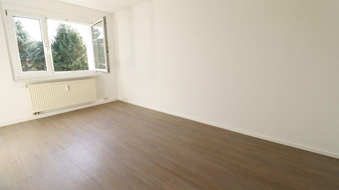 2-Raumwohnung mit Wanne und Balkon – Chemnitz – Vorschaubild 7
