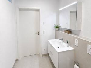 Seniorenfreundlich und modern, Barrierefreie 2-Zimmer-Wohnung mit Garten – 74229 Oedheim – Vorschaubild 7
