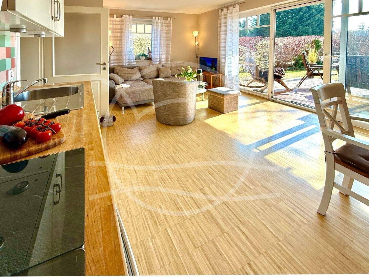 Helle Erdgeschosswohnung mit 2 Schlafzimmern, sonniger Terrasse und eigenem Garten. – Zingst – Vorschaubild 8