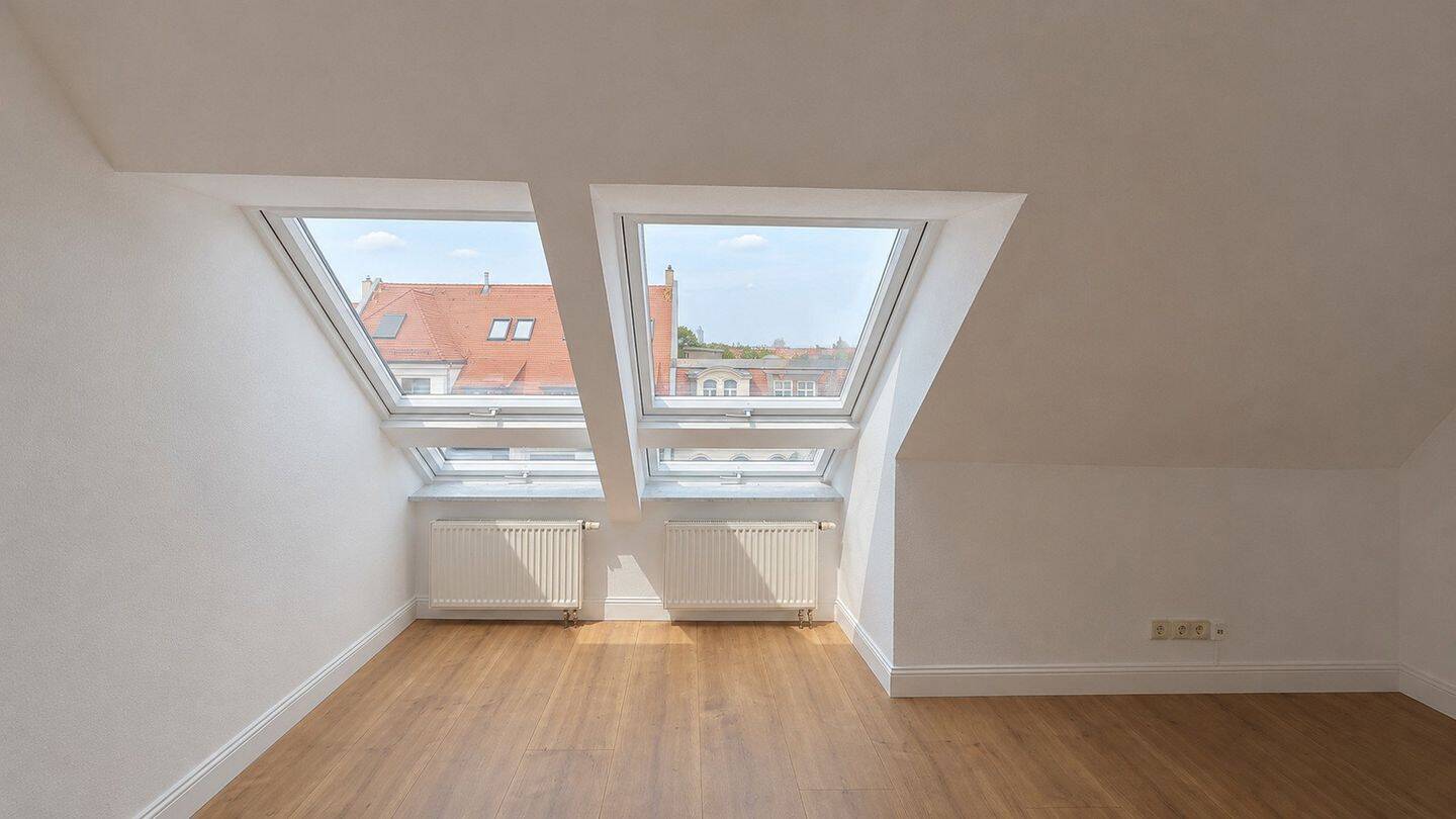 Quasi-Wohnung innerhalb einer 3er-WG mit Blick über Leipzig – Leipzig – Vorschaubild 3