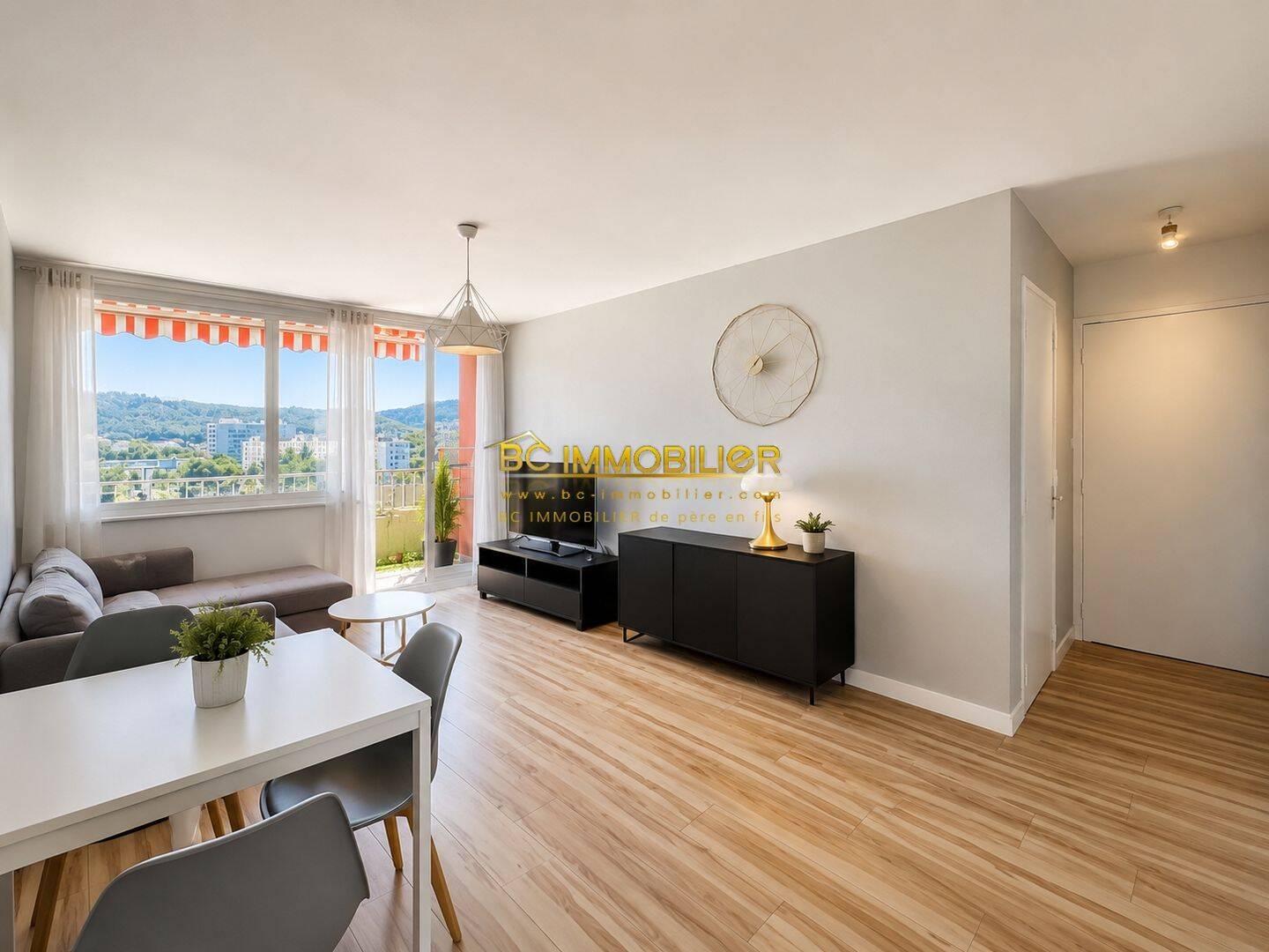 Appartement 3 pièces 57 m² · à Marseille 9ème Arrondissement · 56,7 m² · 173 000 €