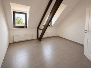 Ab sofort bezugsfrei / 2,5-Zimmerwohnung / Einbauküche / 3. Obergeschoss (Dachgeschoss) / ohne Aufzug – 54292 Trier – Vorschaubild 7