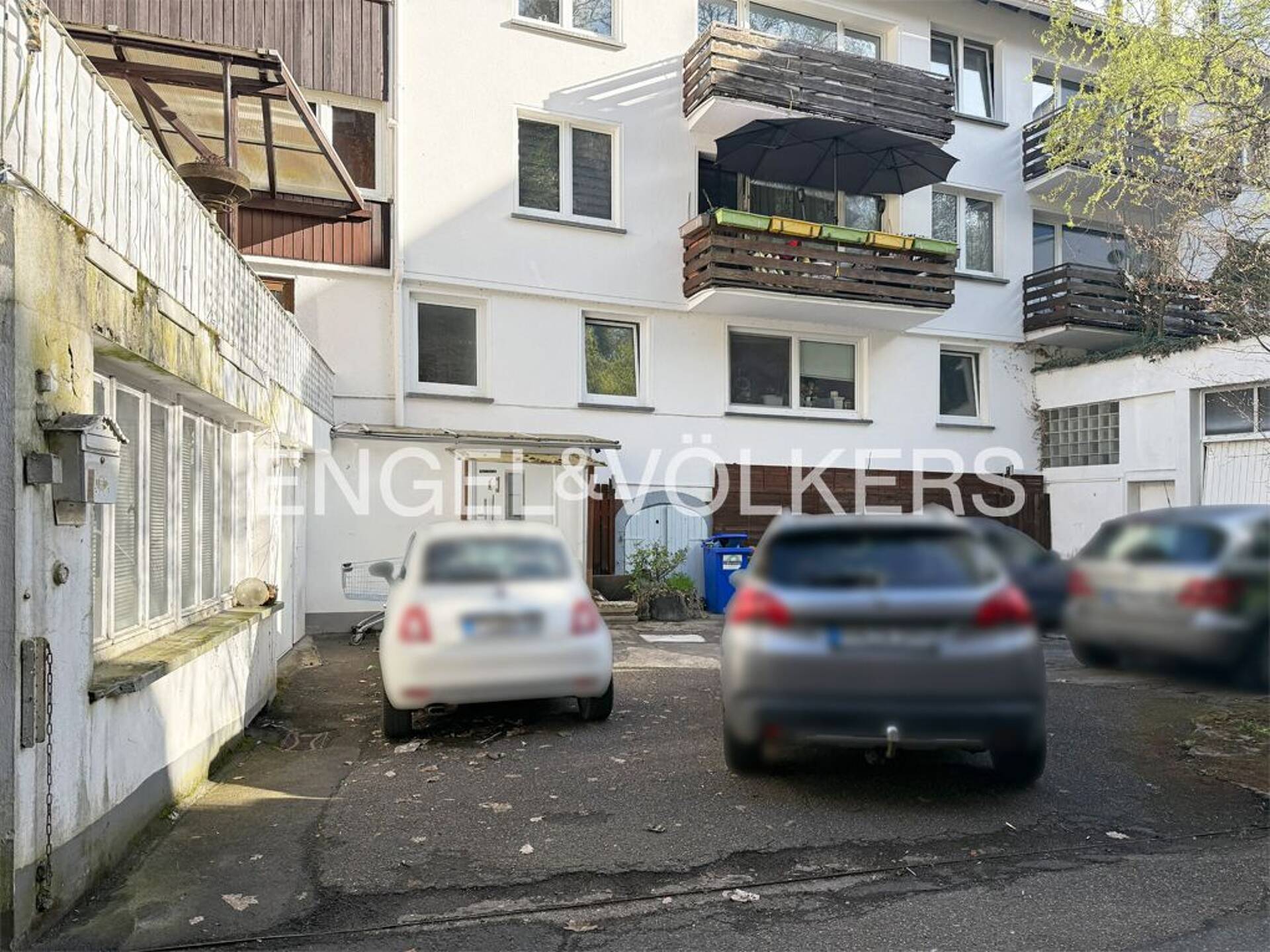 Haus in 56077 Koblenz mit 518 m² kaufen