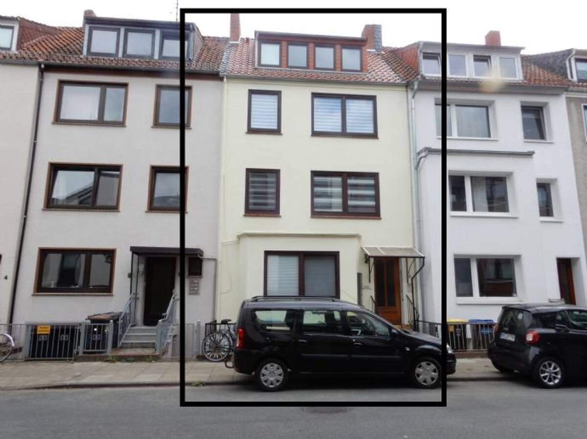 Neustadt - Flüsseviertel - Fünfparteienhaus als Kapitalanlage - saniert - mod. Bäder - neues Dach mit Dämmung -neue Elektrik -neue Gaszentralheizung – 28199 Bremen – Bild 1 von 9
