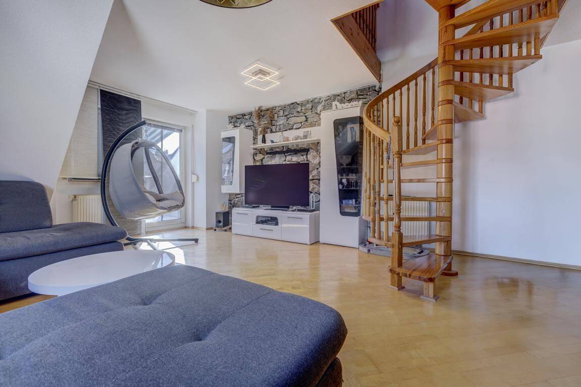 **3-Zimmer-Maisonettewohnung mit Südwest-Dachterrasse, in Mainz-Weisenau** – Mainz – Vorschaubild 4