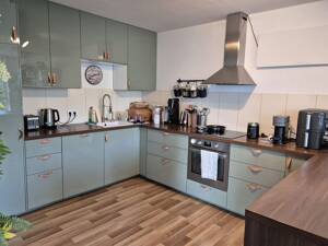 +ERSTKLASSIGE 5R.-WHG.++BALKON+TOLLES BAD+GÄSTE WC+FBH+LIFT+TIEFGARAGE+UVM.+ – 4107 Leipzig – Vorschaubild 3