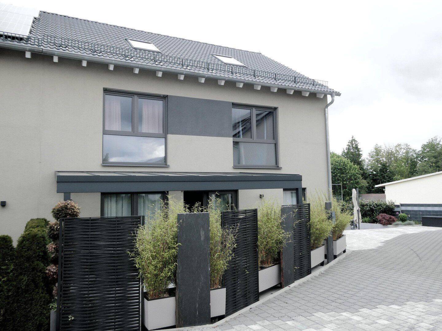 Hochwertige Doppelhaushälfte in zentraler Lage von Allersberg – Allersberg – Vorschaubild 2