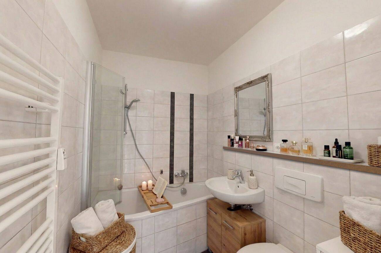 Größe erleben! 4 Zimmer mit Aufzug, 2 Bäder und Sonnenbalkon! – Chemnitz – Vorschaubild 9