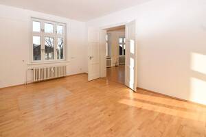 Wunderschöne, lichtdurchflutete 5-Zimmer-Wohnung mit 3 Balkonen in zentrumsnaher Lage! – 38667 Bad Harzburg – Vorschaubild 2