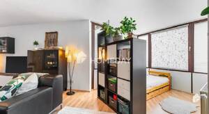 Helle 3‑Zimmer‑Wohnung mit verglaster Westloggia, Einbauküche & Aufzug – nahe S‑Bahn – 81927 München – Vorschaubild 2