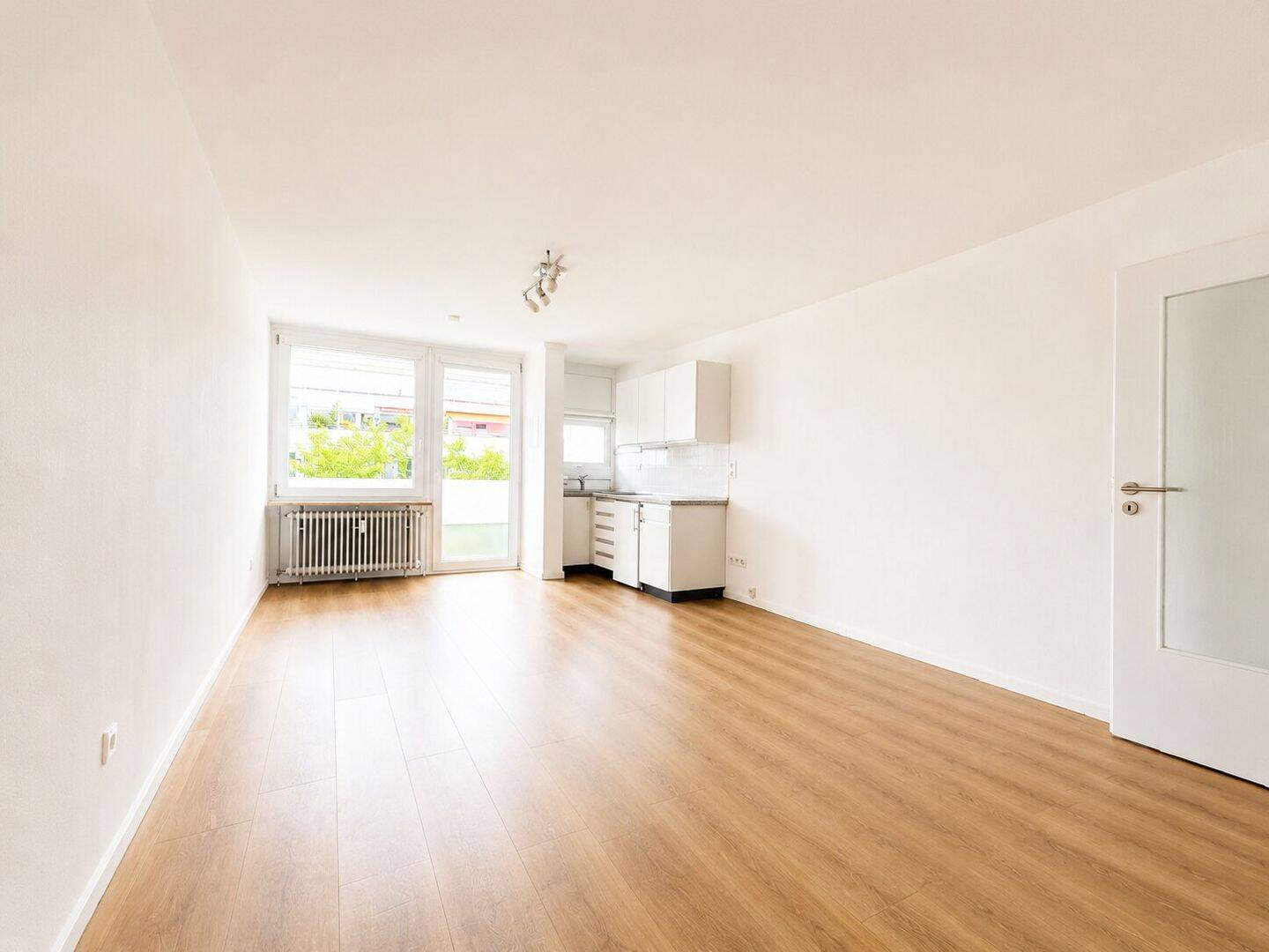 AIGNER - Gepflegtes, unvermietetes 1-Zimmer-Apartment nahe Rotkreuzplatz – München – Bild 1 von 6