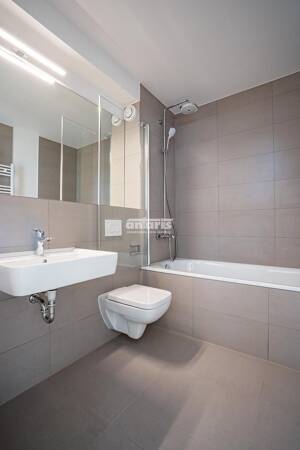** Hier lebt es sich gut! 2,5-Zimmer-Wohnung mit EBK & Loggia im Zentrum! ** – 1067 Dresden – Vorschaubild 6