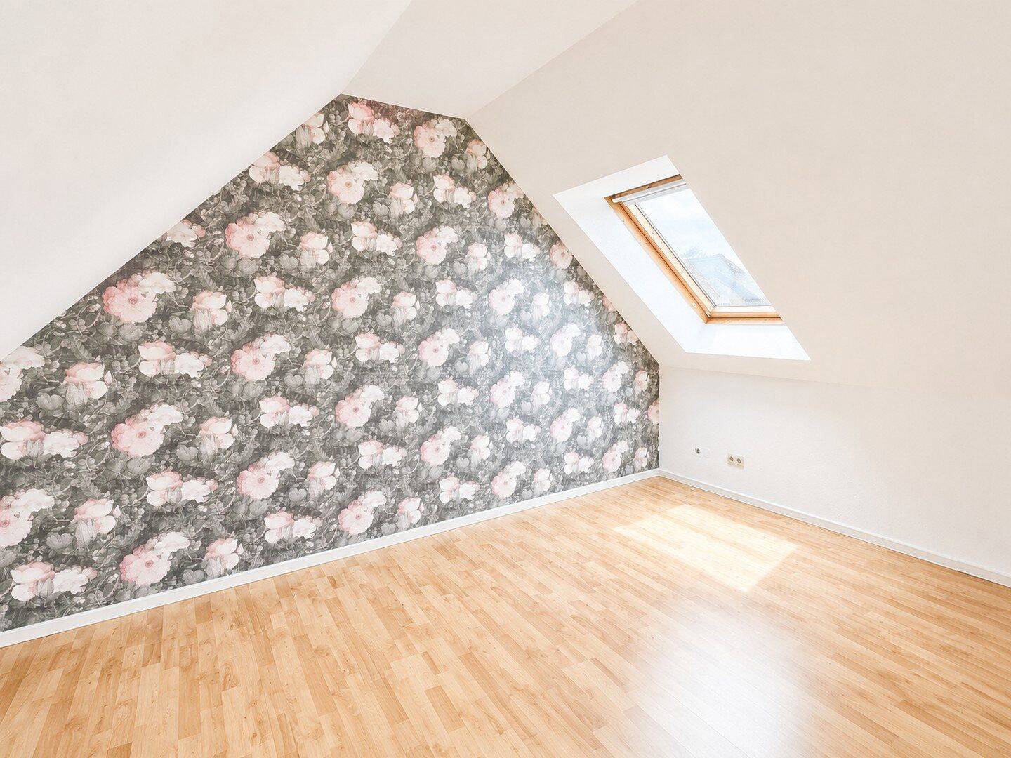 Exklusives Wohnen auf zwei Ebenen - moderne 5-Zimmer-Maisonette mit Balkon & eigener PV-Anlage – Dinslaken – Vorschaubild 8