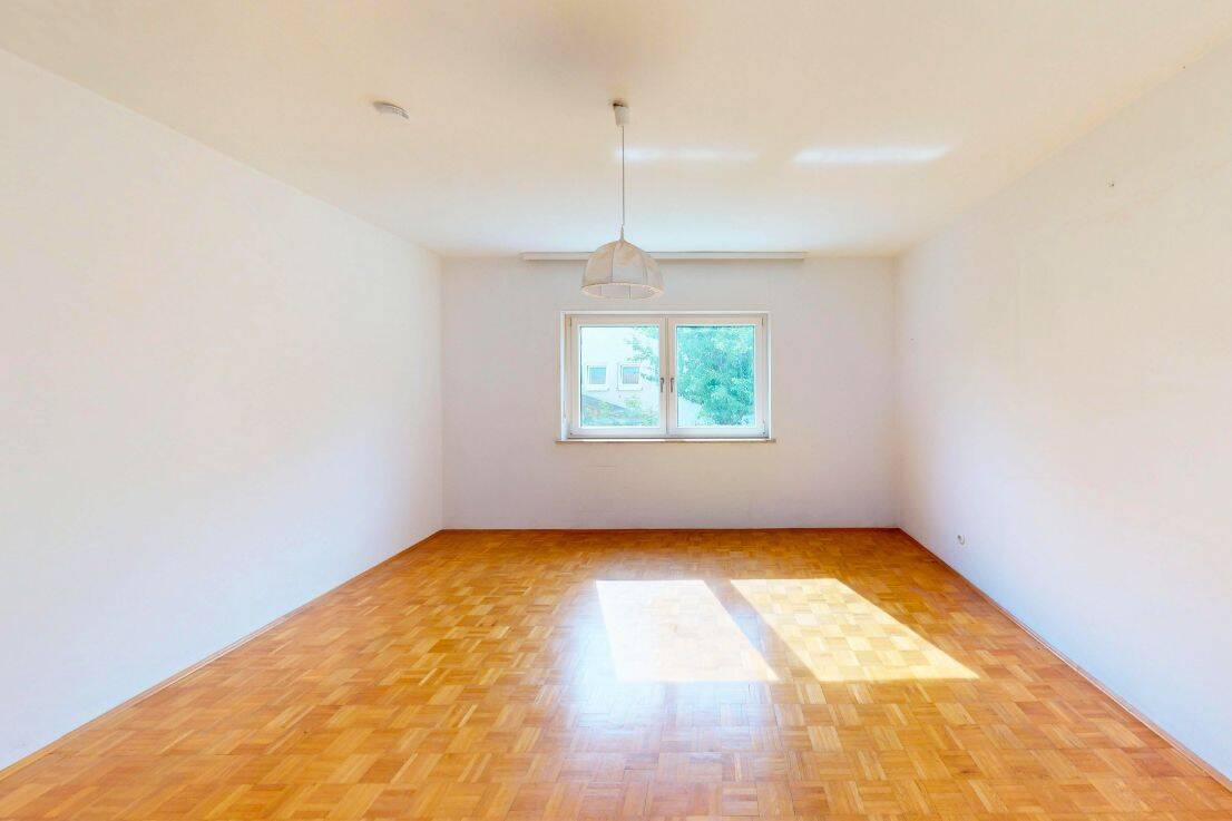 ** Ihr Wohntraum im Grünen: Freistehendes Haus mit Garten, Balkon und Platz für die ganze Familie ** – Ingolstadt – Vorschaubild 7