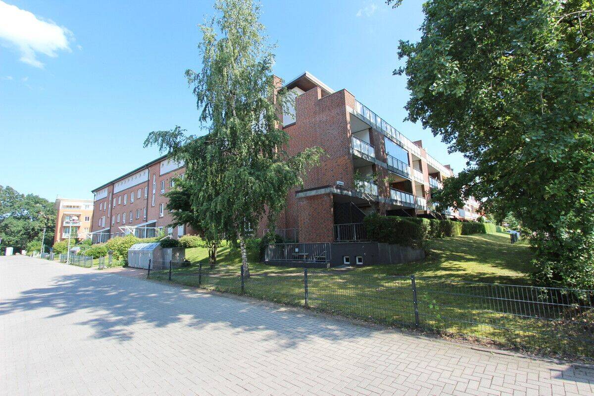 Langfristige vermietete 2-Zimmer-Terrassenwohnung mit TG-Stellplatz in Norderstedt/Garstedt – Norderstedt – Vorschaubild 3