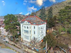 Jugendstil-Juwel mit Dachterrasse, Gartenidylle, 2 Bädern, EBK und Weinbergblick – 70329 Stuttgart – Vorschaubild 3