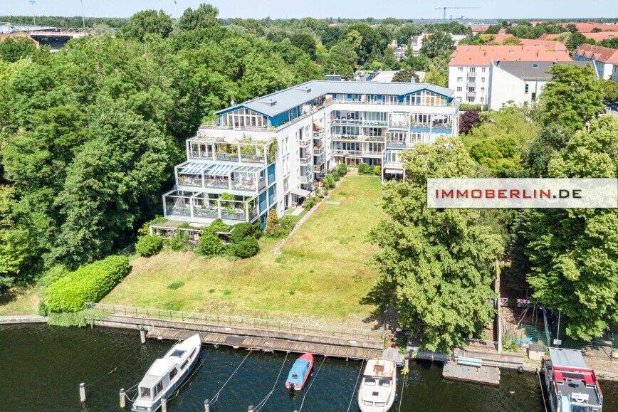 IMMOBERLIN.DE - Helle Wohnung mit Loggia & Lift an der Spree – Berlin – Vorschaubild 2