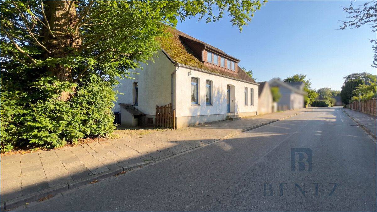 Vermietetes Mehrfamilienhaus in Weddewarden – 27580 Bremerhaven – Bild 1 von 9