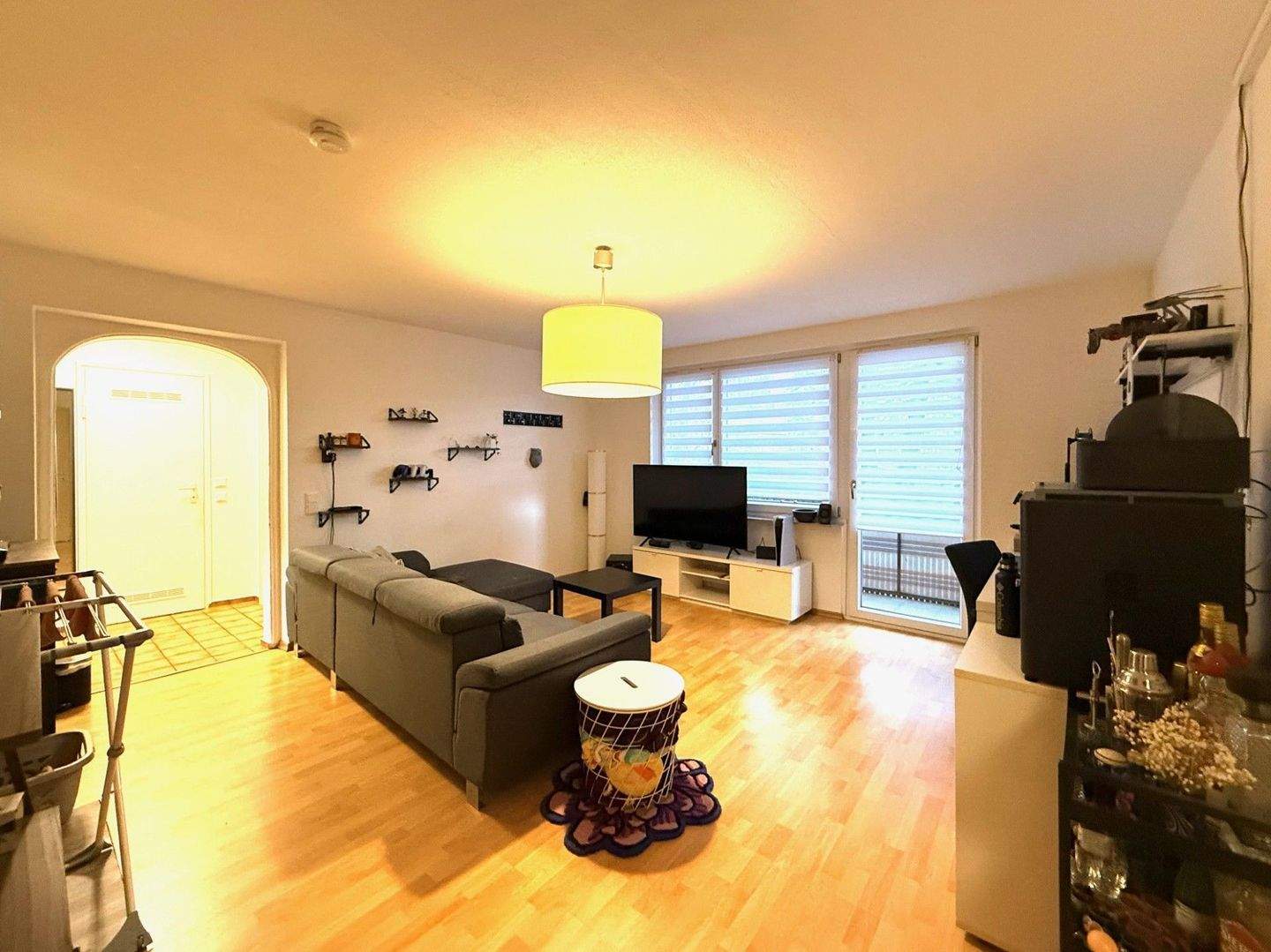 Helles 3-Zimmer-Apartment mit Blick auf den Laufertorturm in Nürnberg