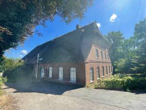 NEUAUFLAGE: Denkmalgeschütztes Bauernhaus an der Elbe in Kirchwerder, 4 ha Boden inkl. Baugrundstück – 21037 Hamburg – Vorschaubild 5