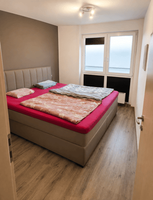 Top vermietete 2-Zimmer-Wohnung mit Duplex-Parker im Sonnenhof – 90763 Fürth – Vorschaubild 3